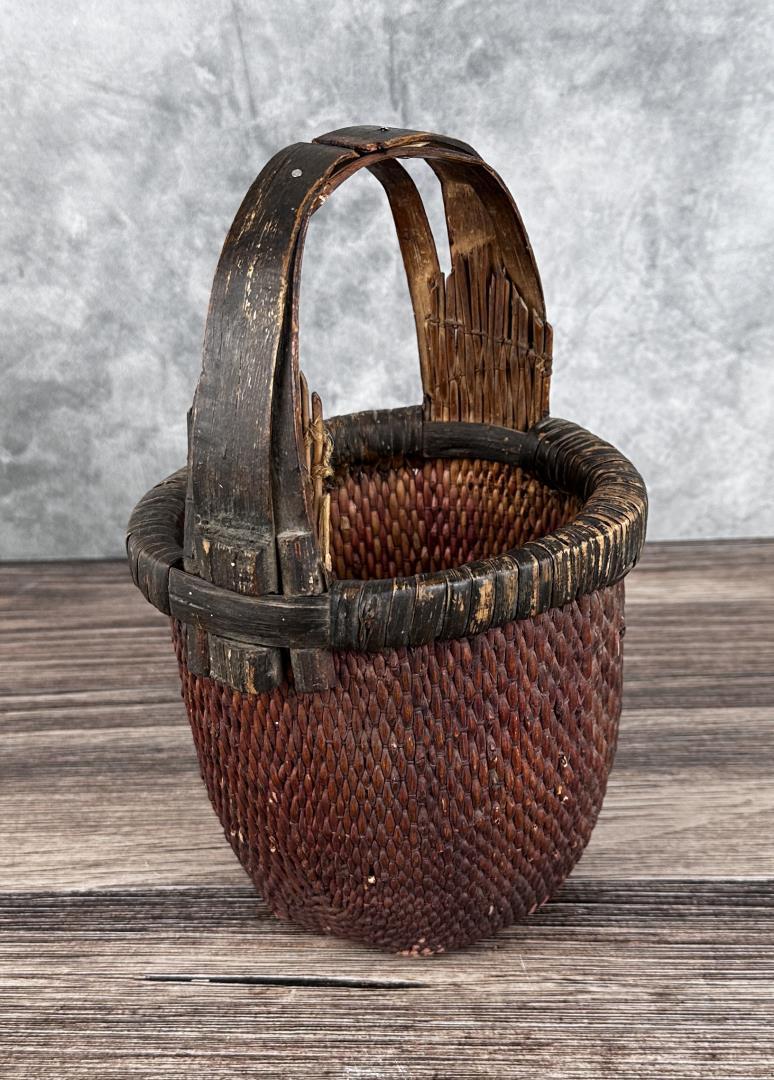 Chinese Woven Rice Bucket