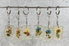 Lucite Acrylic Dried Flower Key Chains