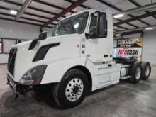 2015 Volvo D13 Day Cab Truck Tractor