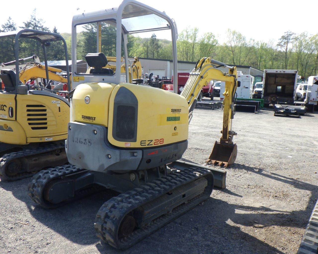 WACKER NEUSEN EZ28 Hyd Excavator w/Bucket   Blade   ROPS   Rubber Tracks