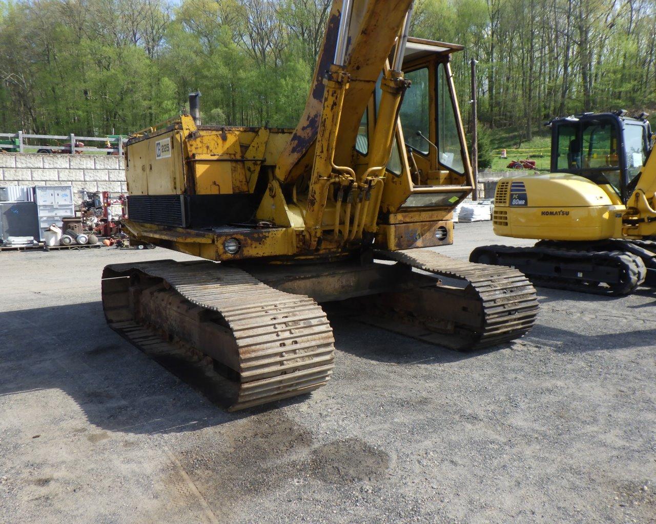 CAT 225 Hyd Excavator   EROPS