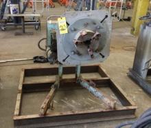 WELDING POSITIONER, w/ 24" square tbl., & 9" dia. 3-jaw chuck