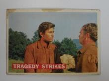 1956 TOPPS DAVEY CROCKETT SERIES 1 #40 TRAGEDY STRIKES