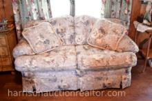 Vintage Floral couch