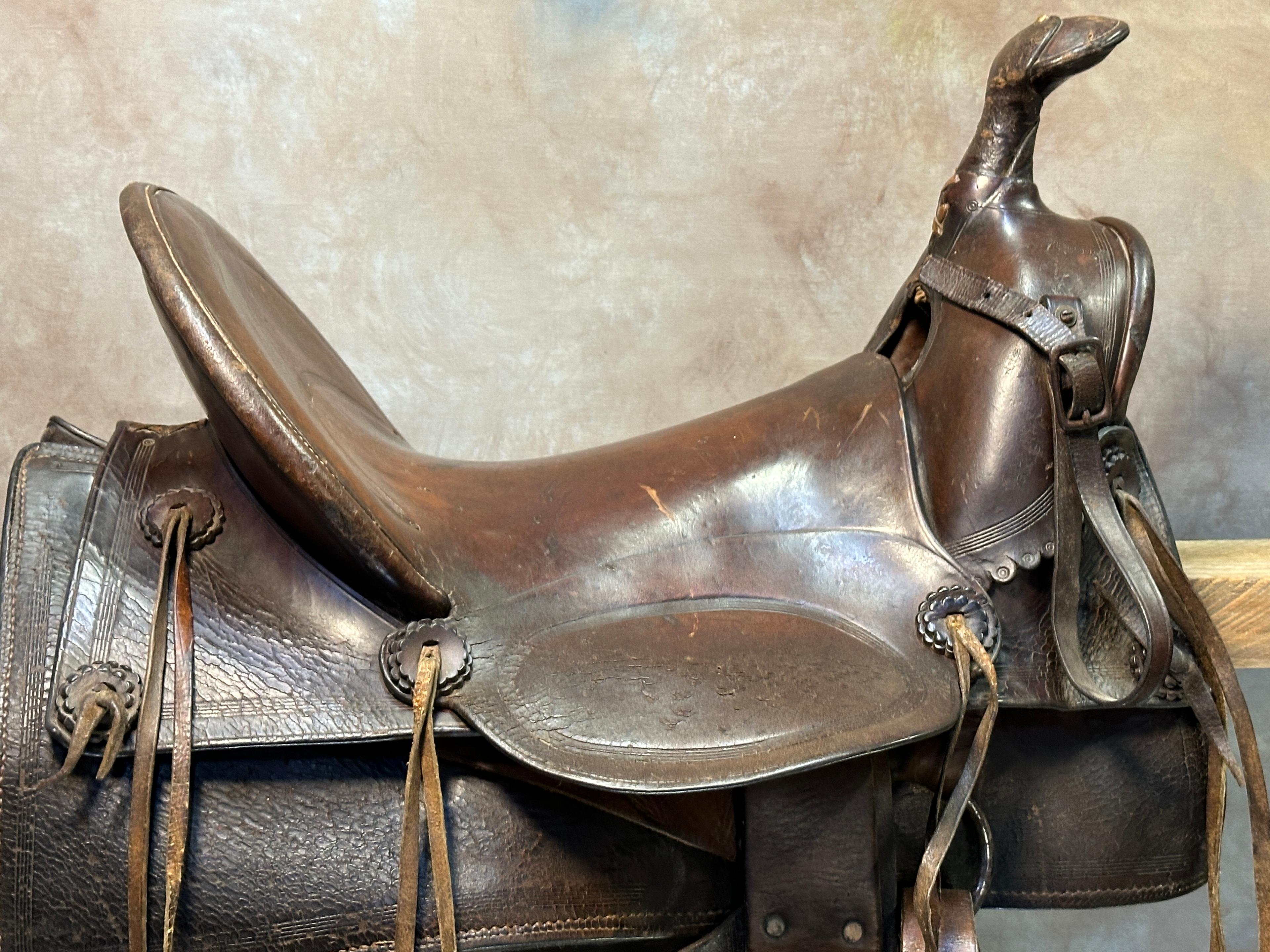 Large Leather Ranch Saddle