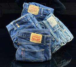 (4) Pairs of LEVIS Jeans