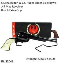 Sturm, Ruger, & Co. Super Blackhawk .44 Mag Revolr