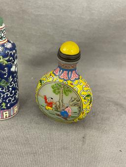 Chinese Famille Rose Porcelain Snuff Bottles