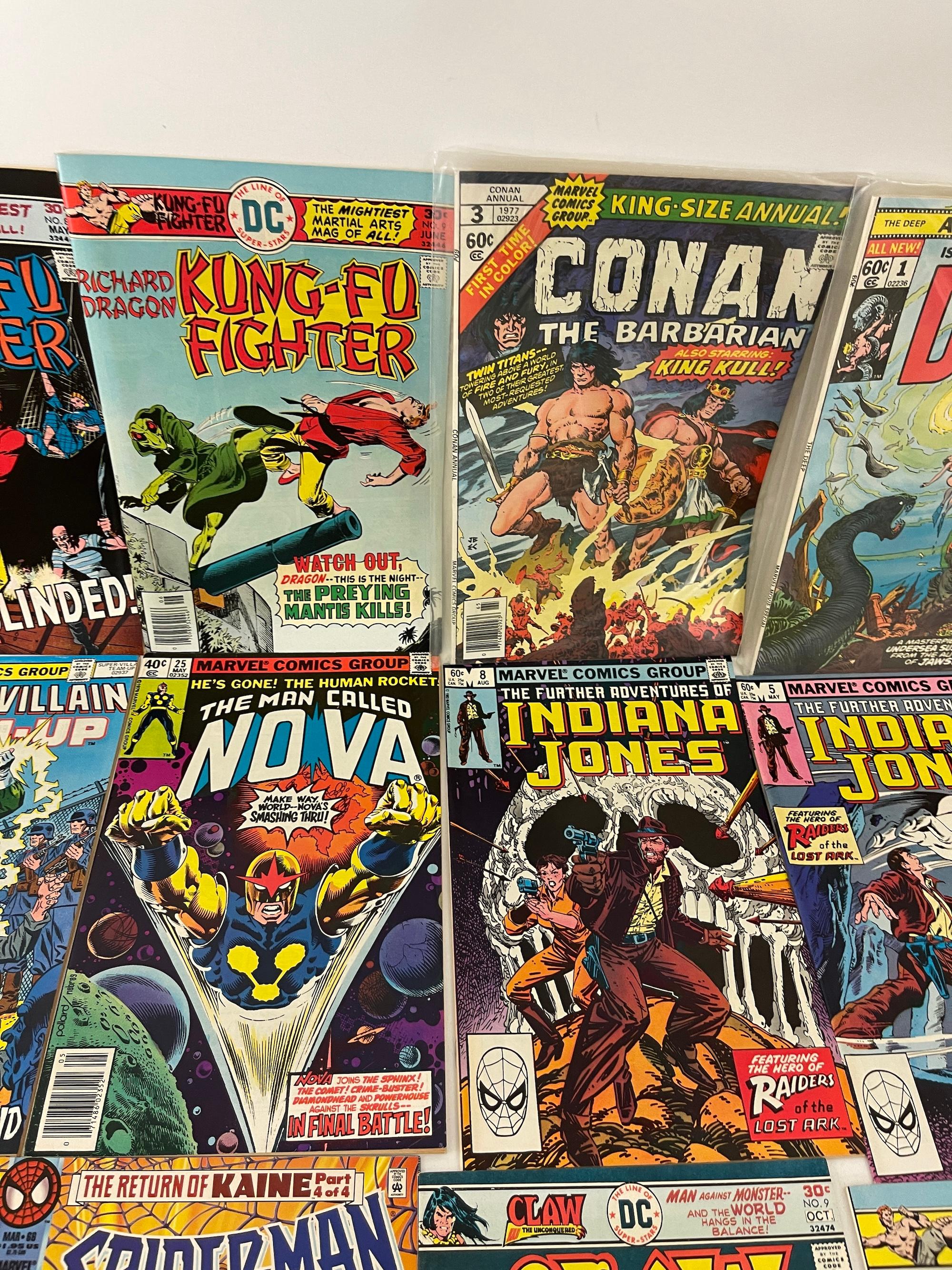 VINTAGE COMIC BOOK COLLECTION LOT VF