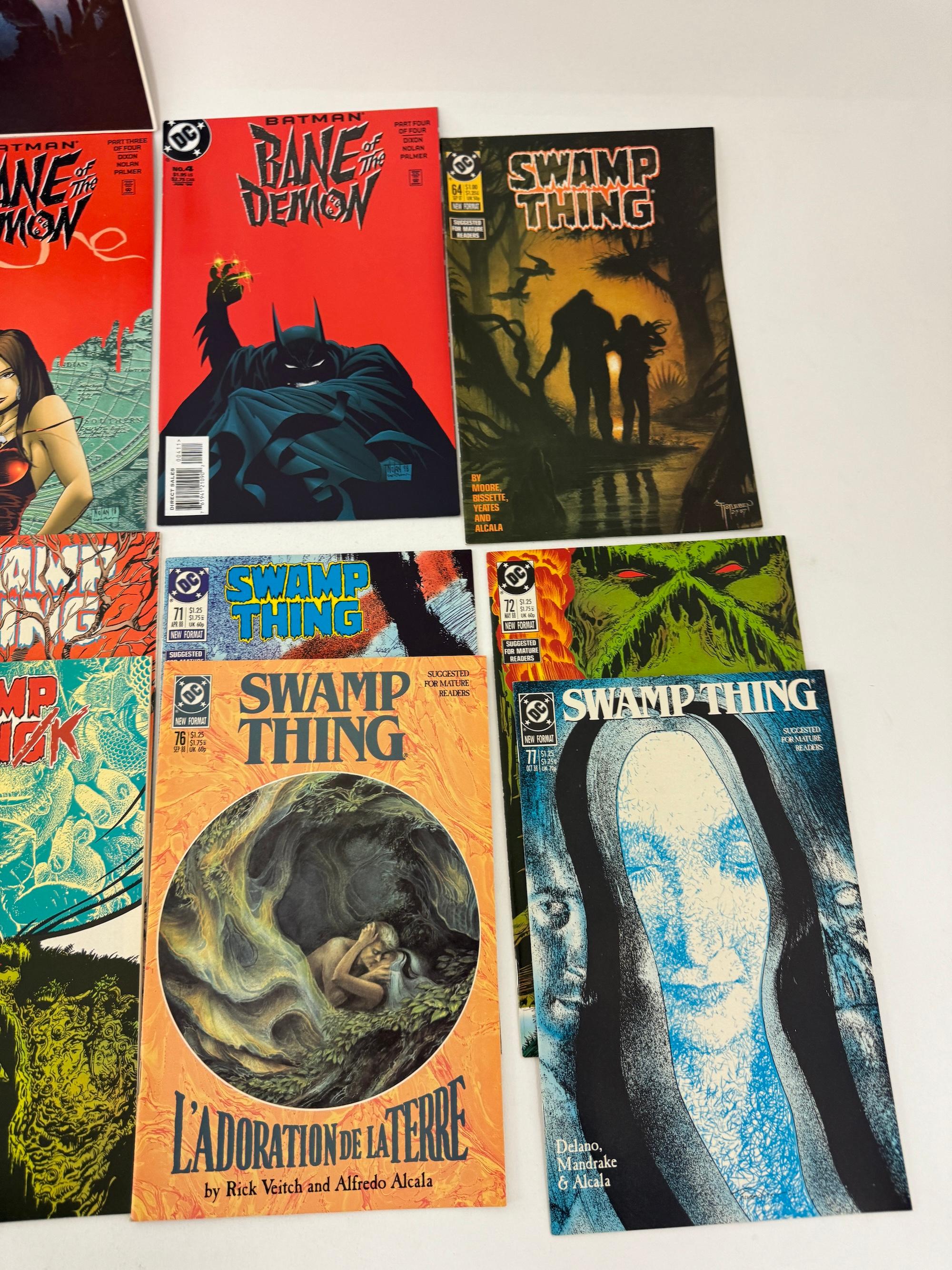 COMIC BOOK SWAMP THING AND BATMAN COLLECTION LOT 18