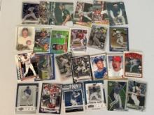 Lot of 25 MLB Baseball Cards - Maddux, Molitor, Votto, Ortiz, Freeman, Olson