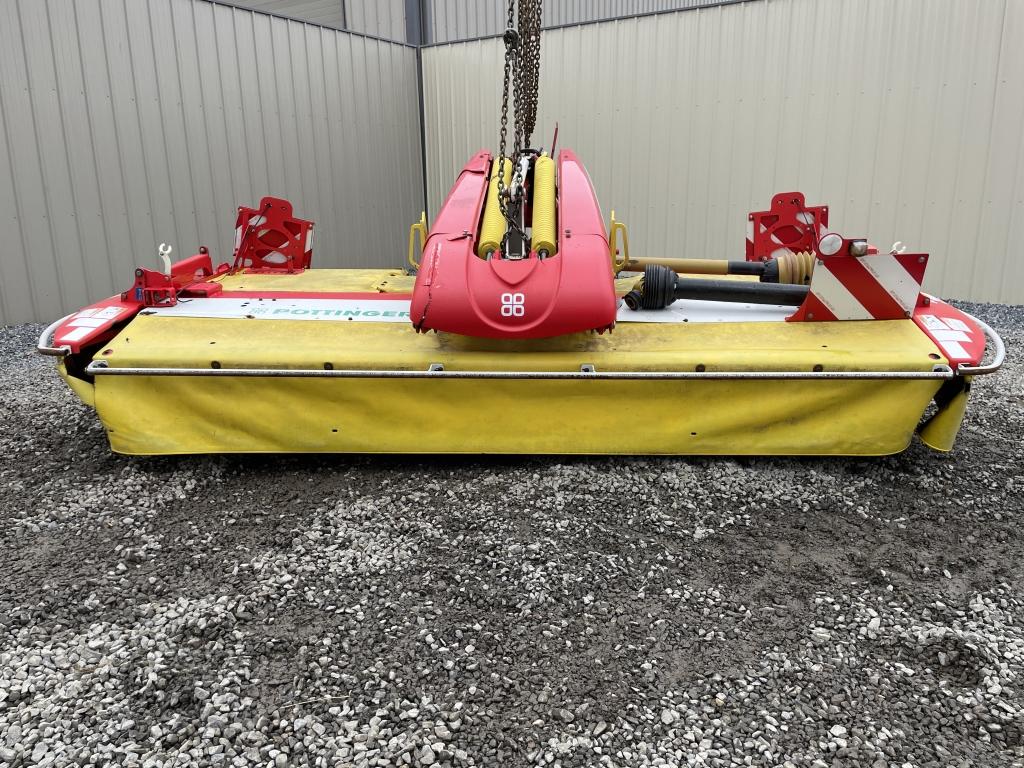 Pottinger Novacat 351 Alpha Motion Disc Mower