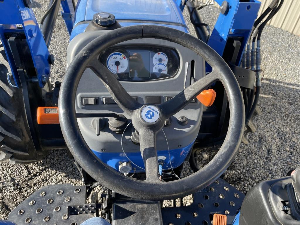 New HOlland Workmaster 70 Tractor