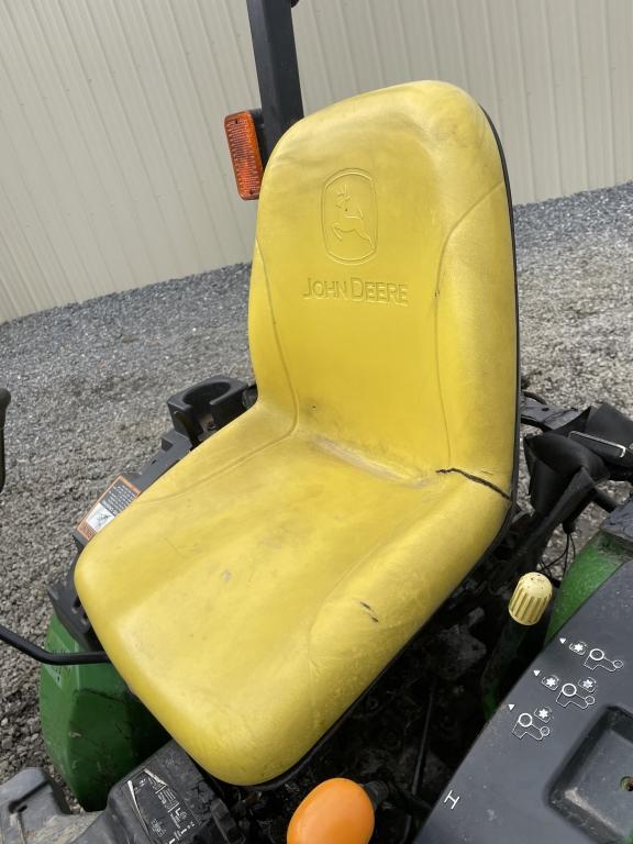 John Deere 2320 Tractor