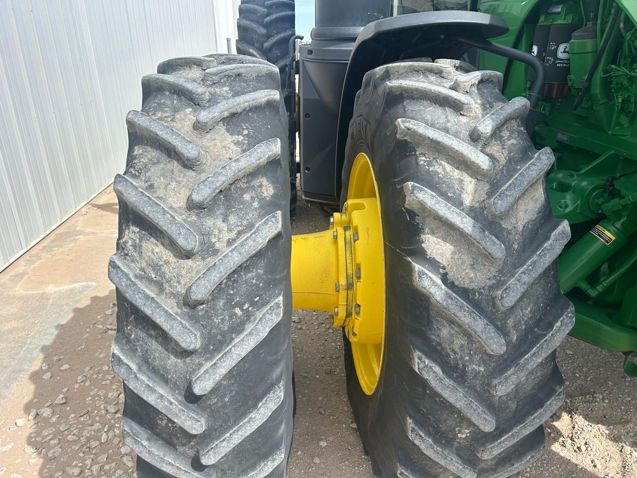 2018 John Deere 8370R