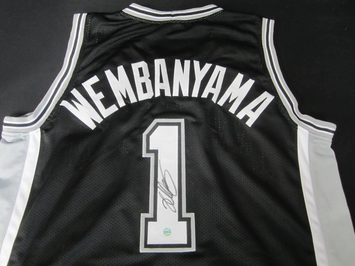 Victor Wembanyana San Antonio Spurs Signed Jersey Certified w COA