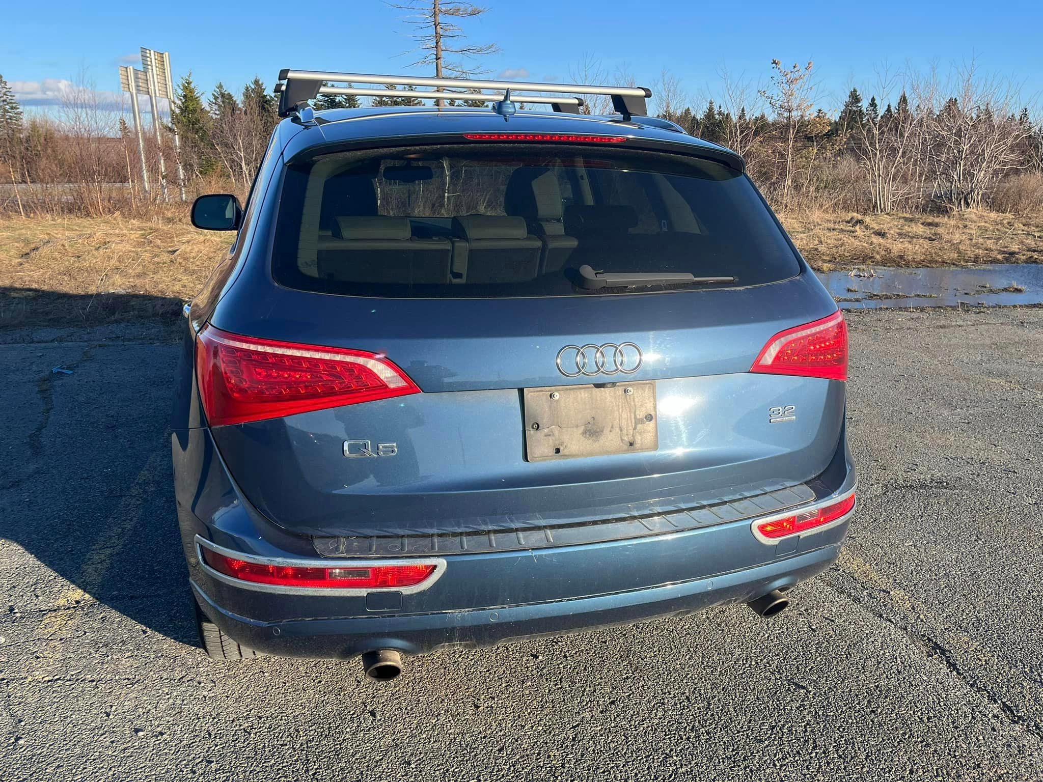 2010 AUDI Q5