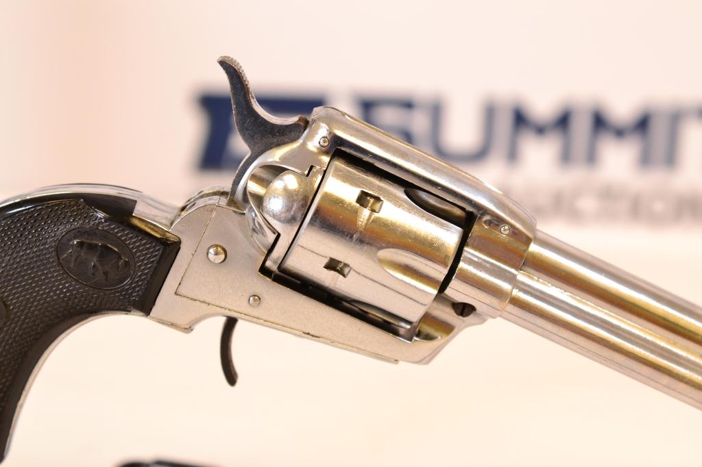 EIG E-15 Revolver .22LR
