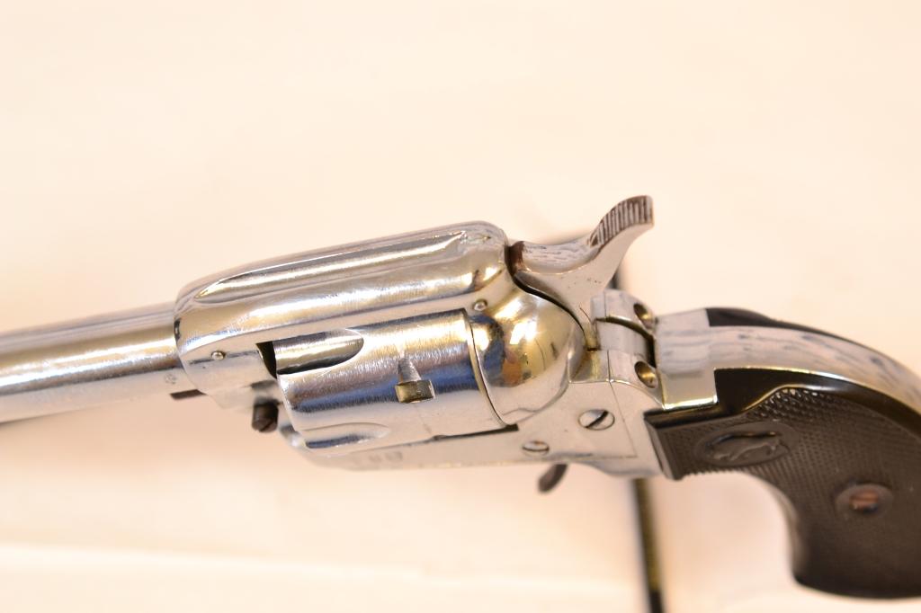 EIG E-15 Revolver .22LR