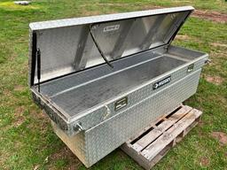 HUSKY TRUCK BED TOOLBOX