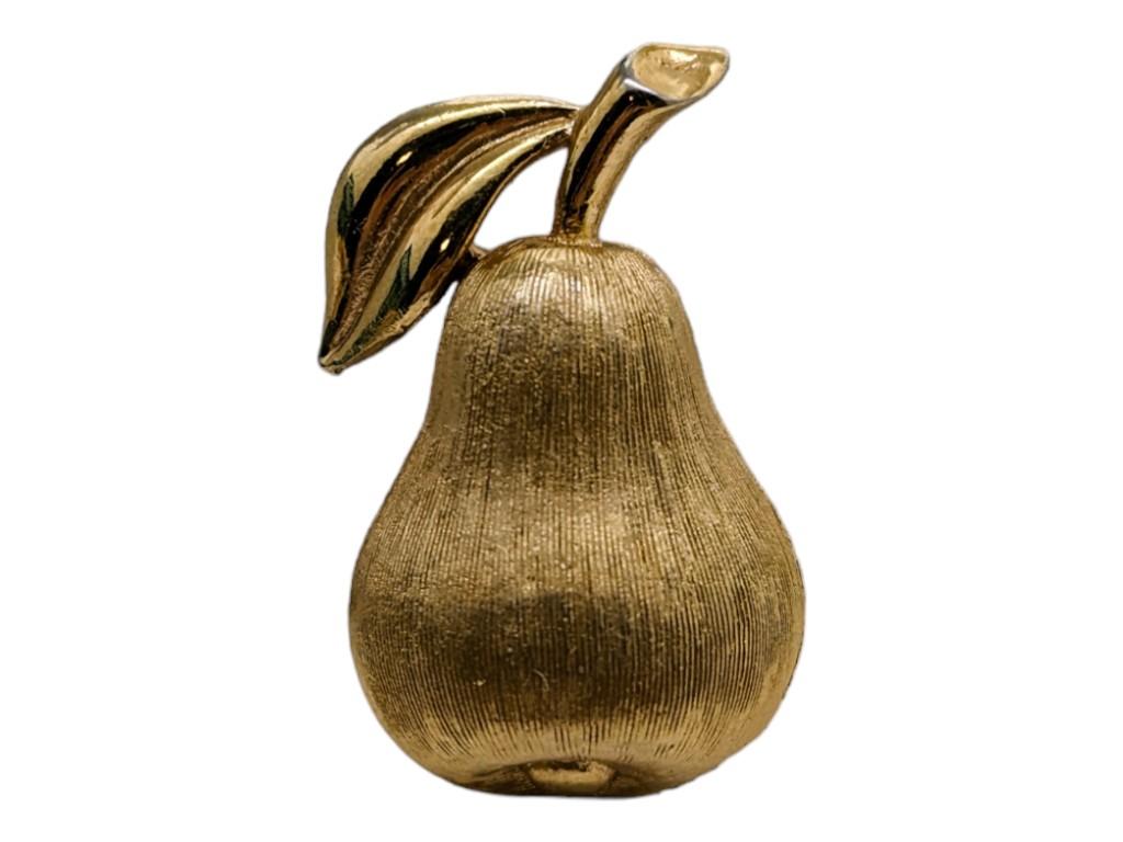 Pear Brooch - Stamped Trifari