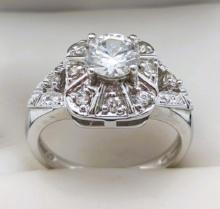 Vintage Halo Ladies Ring - size 9.5