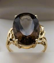 10K Gold Smoky Quartz Ladies Ring - size 8.5 - 5.3grams