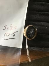 10K Gold with Spartan Carved stone ring - 6.9 grams,size 10.5