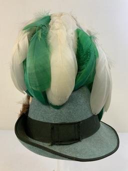 VINTAGE GERMAN  TRADITIONAL SHOOTING ASSOCIATION HAT WITH FEATHER PLUME