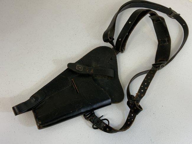 WWII US MILITARY 1911 COLT .45 SHOULDER BLACK LEATHER HOLSTER WITH STRAPS