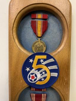 VINTAGE US 5th AIR FORCE VETERAL AWARDS AND PATCHES DISPLAY PLAQUE