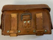 WWII GERMAN MEDIC FIELD LEATHER POUCH NAMED