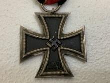 WWII GERMAN 1939 IRON CROSS 2nd CLASS MEDAL WITH RIBBON