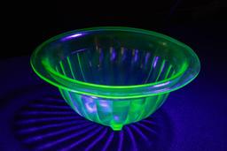 Uranium Glass Mixing Bowl 2