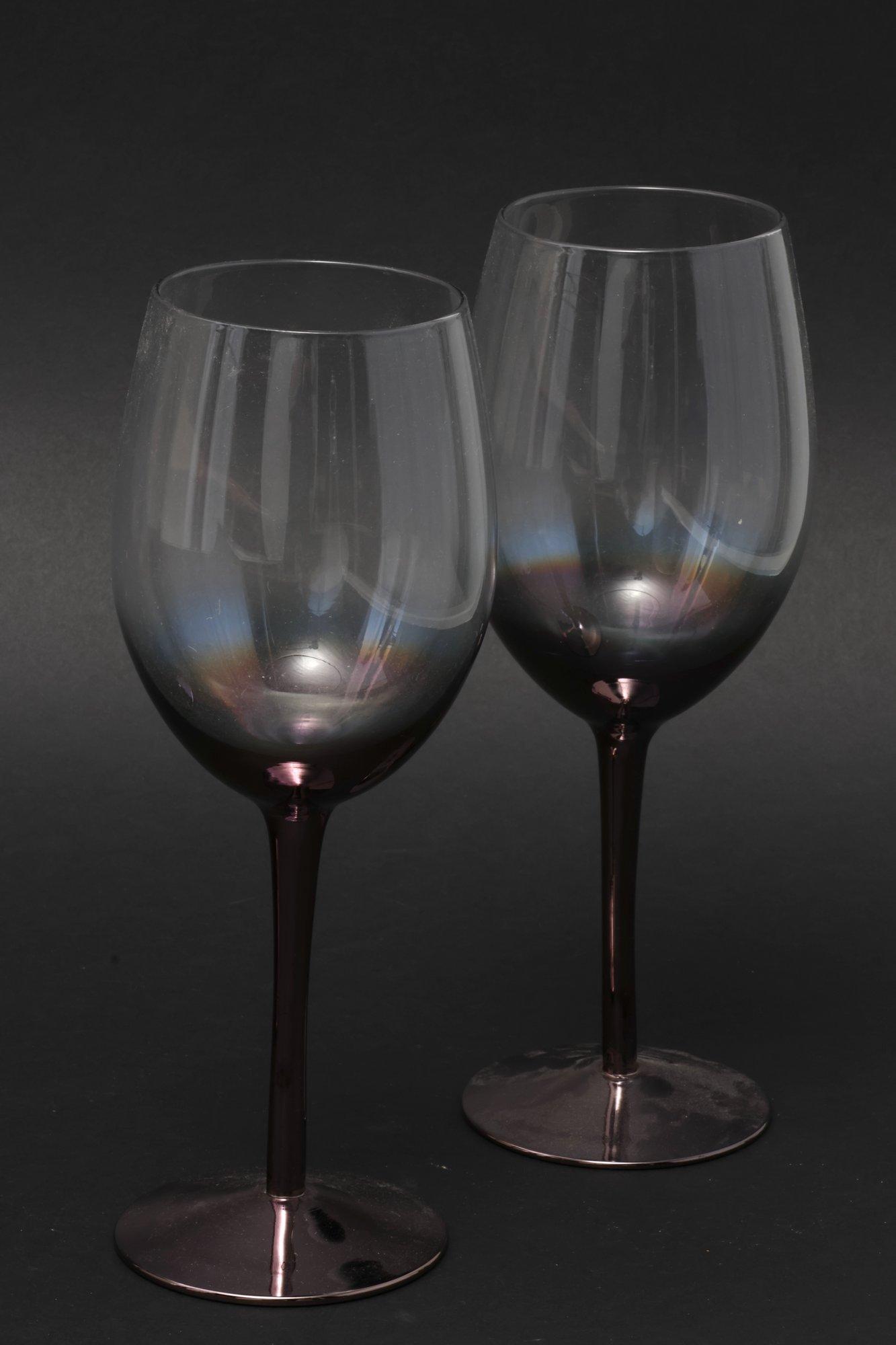 Set Of 4 Wine Glasses With Decanter