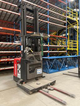 Wire Guided Raymond Order Picker Model 560-opc30tt