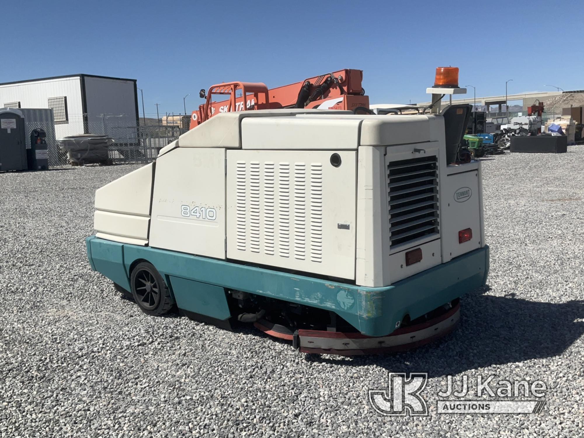 (Las Vegas, NV) Tennant 8410 Sweeper, Scrubber Runs & Moves