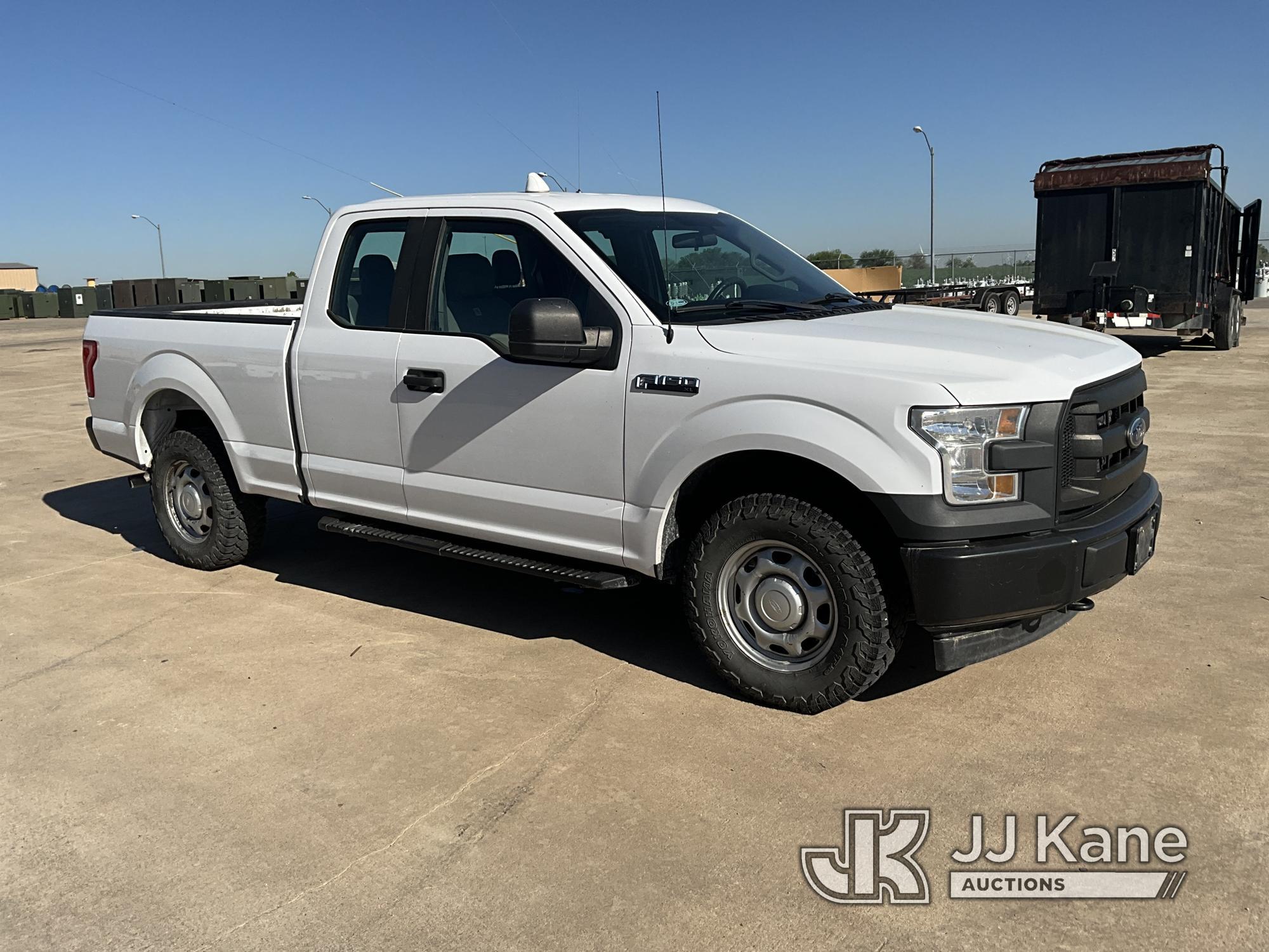 (Muenster, TX) 2017 Ford F150 4x4 Extended-Cab Pickup Truck, Cooperative owned Runs and Moves) (Pain