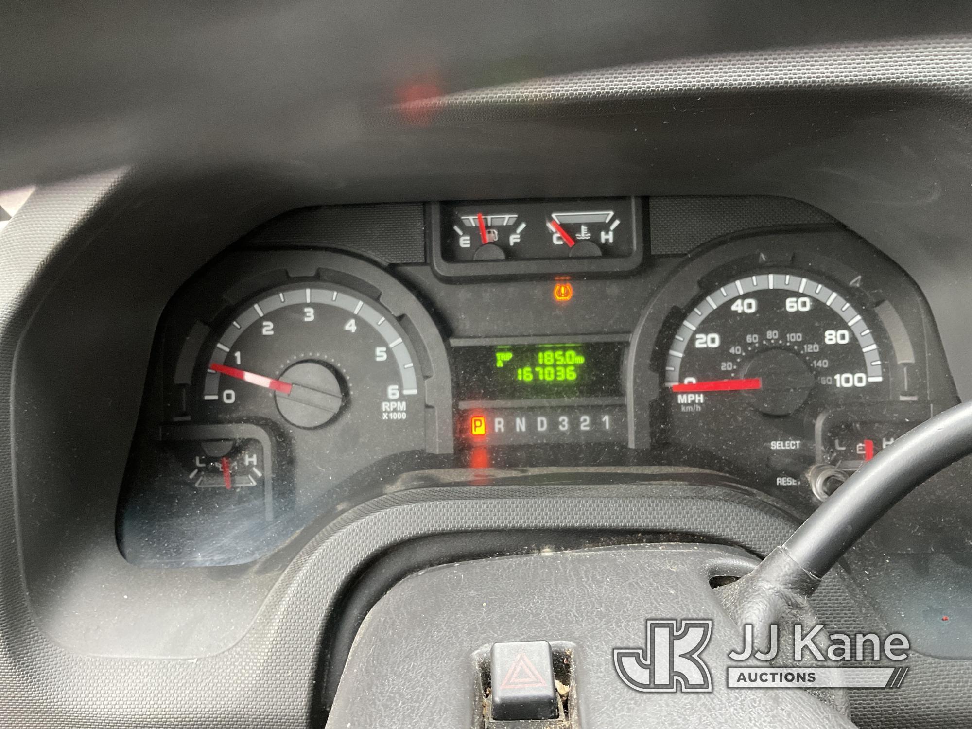 (Johnson City, TX) 2014 Ford E350 Cutaway Service Van Runs & Moves) (Jump To Start