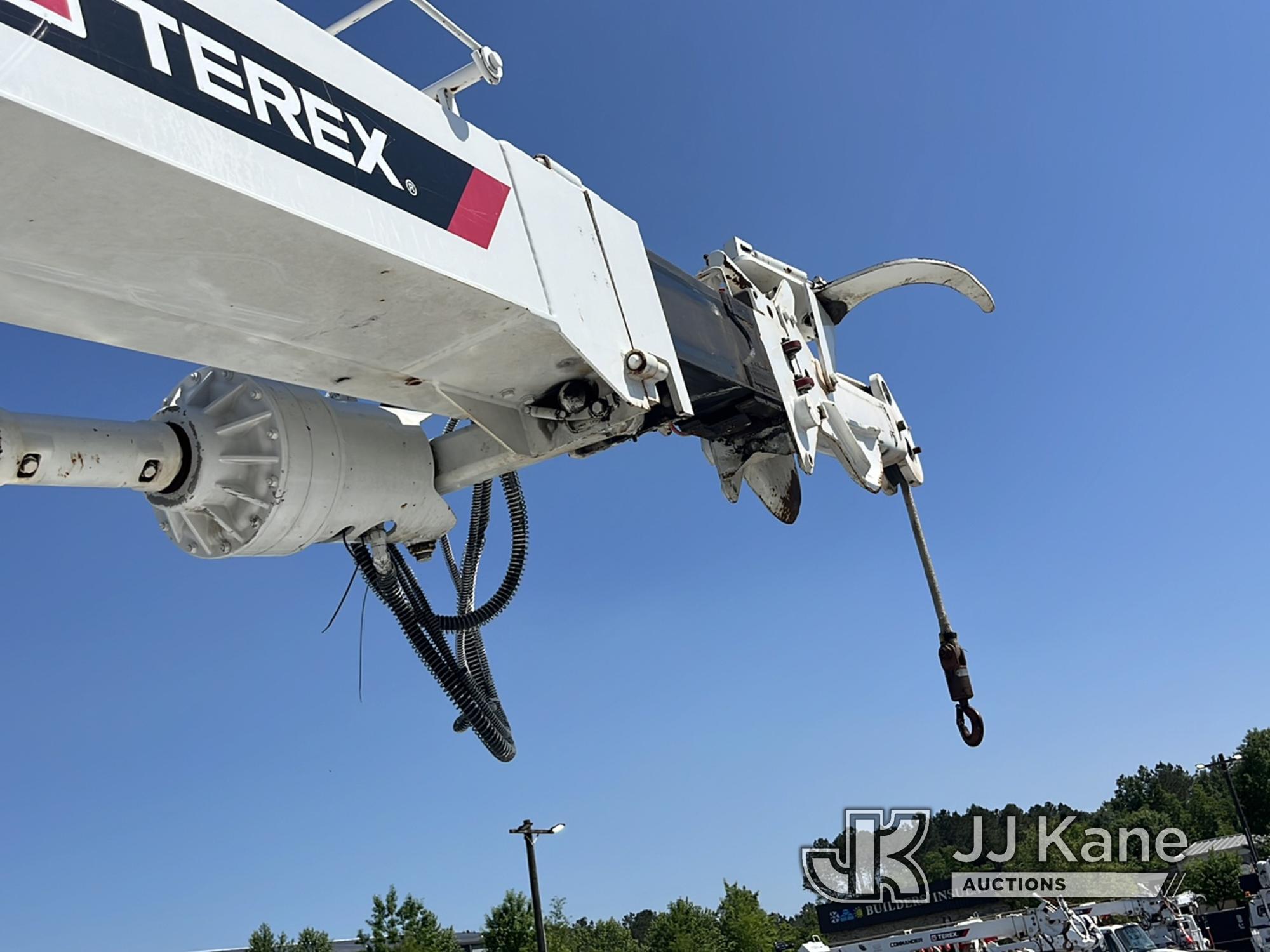 (Covington, LA) Terex/Telelect Commander C4047, Digger Derrick rear mounted on 2019 Freightliner M2