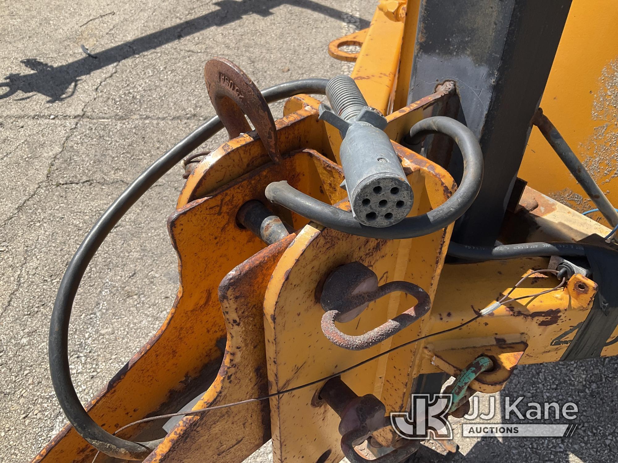 (Kansas City, MO) 2001 TSE UP70B Hydraulic Reel Trailer Not Running, Condition Unknown, Has A Bad St