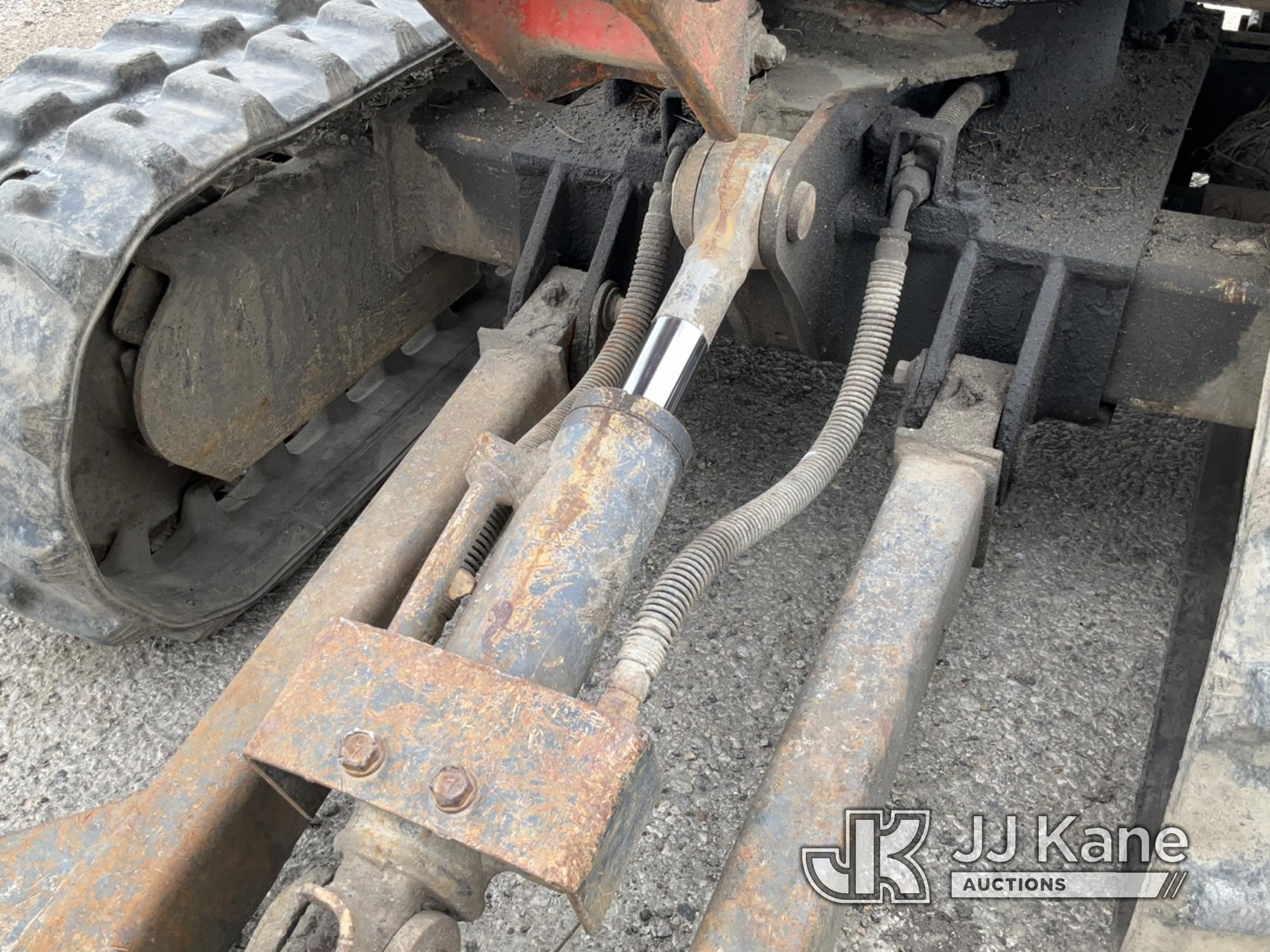 (South Beloit, IL) 2012 Kubota K-008 Mini Hydraulic Excavator Runs, Moves, Operates