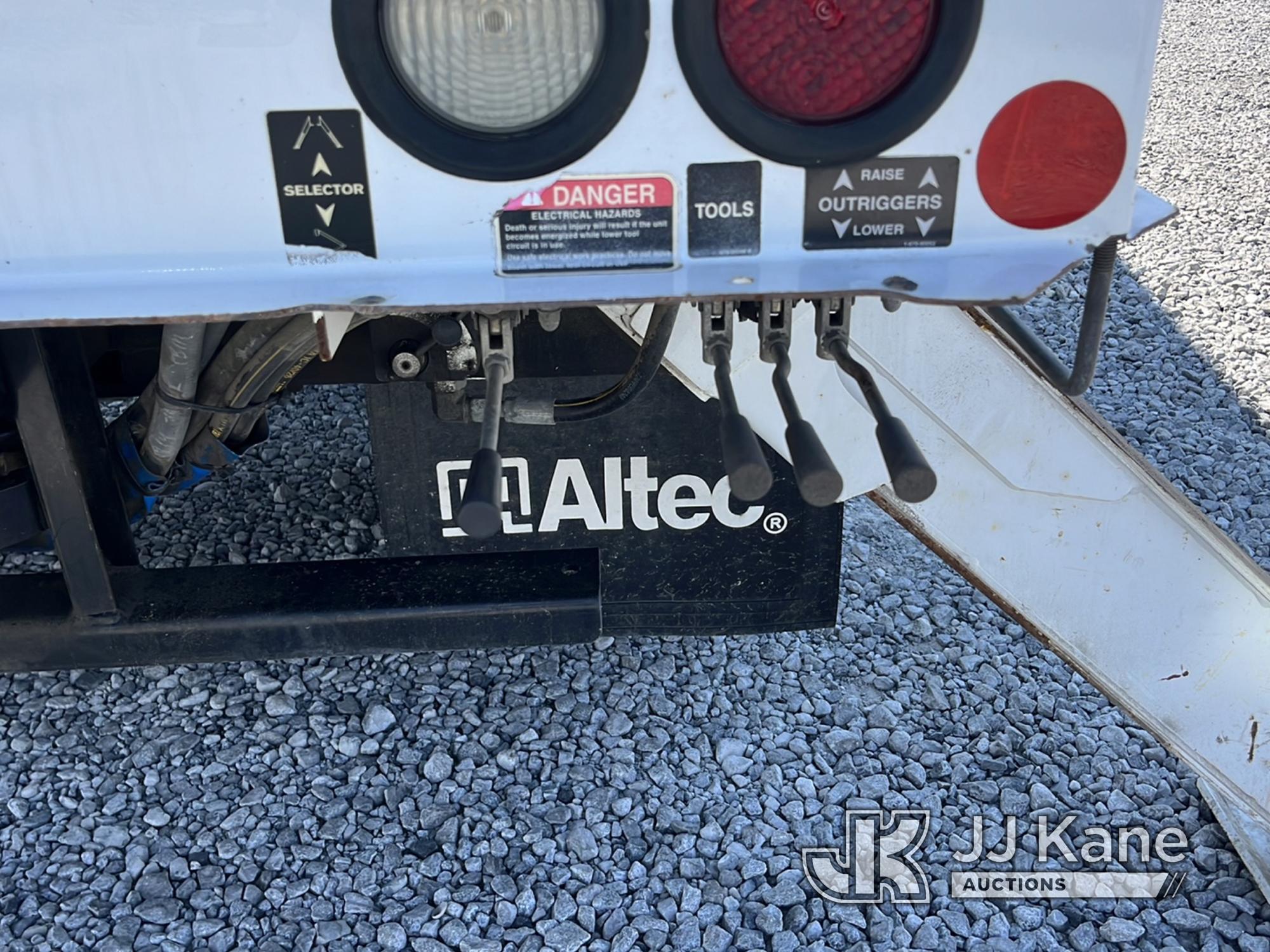 (Covington, LA) Altec DC47-TR, Digger Derrick rear mounted on 2019 Freightliner M2 106 Flatbed/Utili