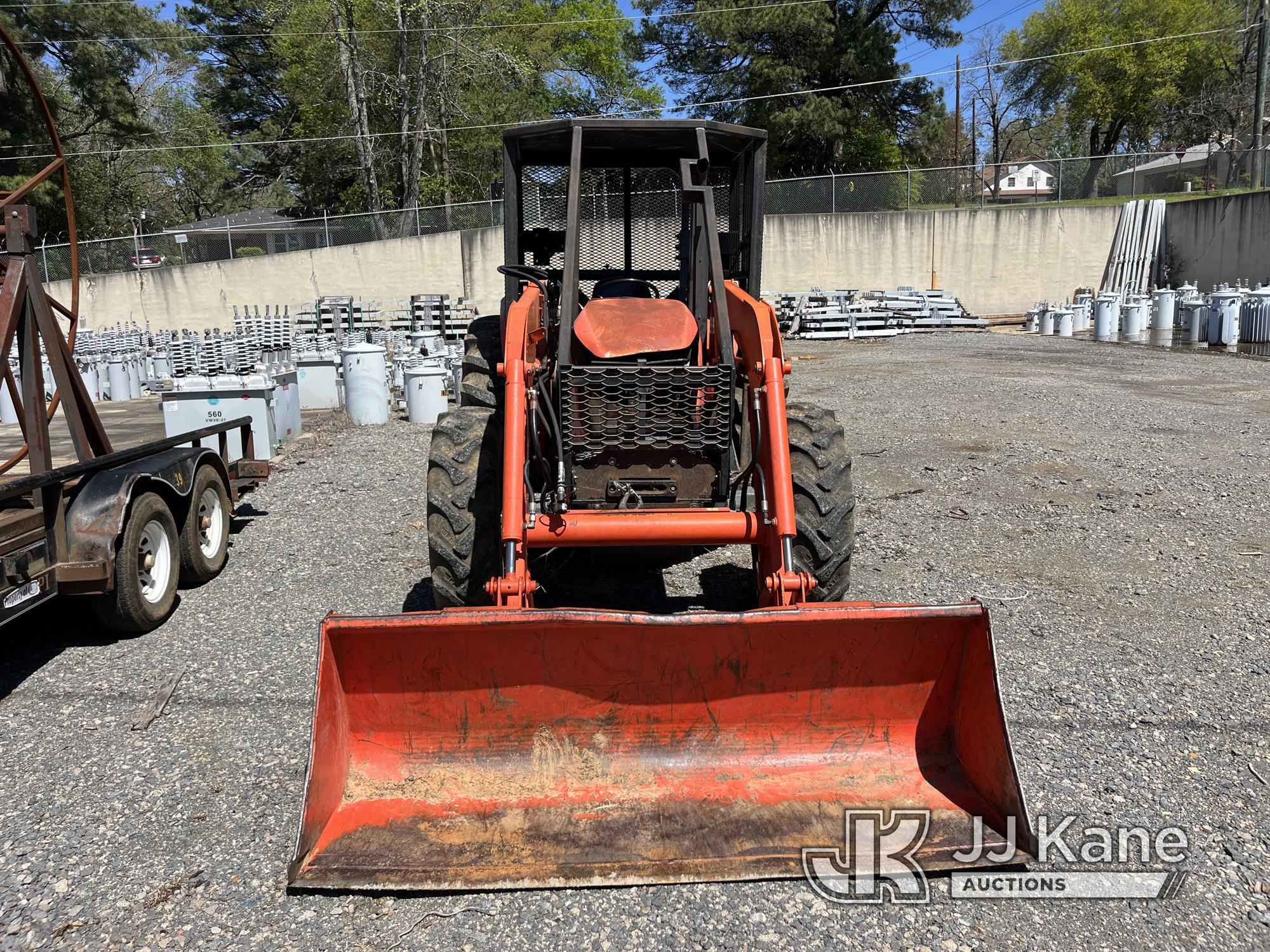 (Farmerville, LA) Kubota M9960 Utility Tractor Runs, Moves & Operates) (Body Damage