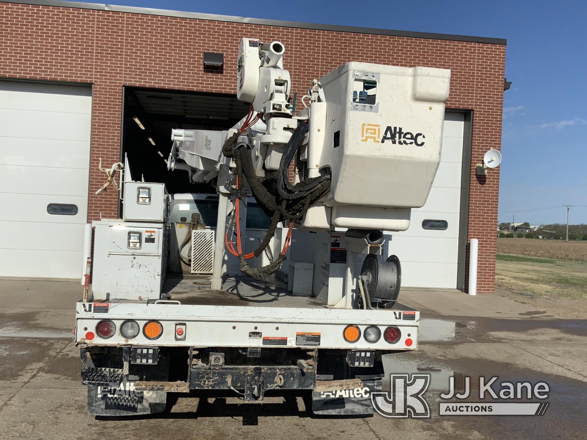 (Wakeeney, KS) Altec AT41M, Articulating & Telescopic Material Handling Bucket Truck mounted behind