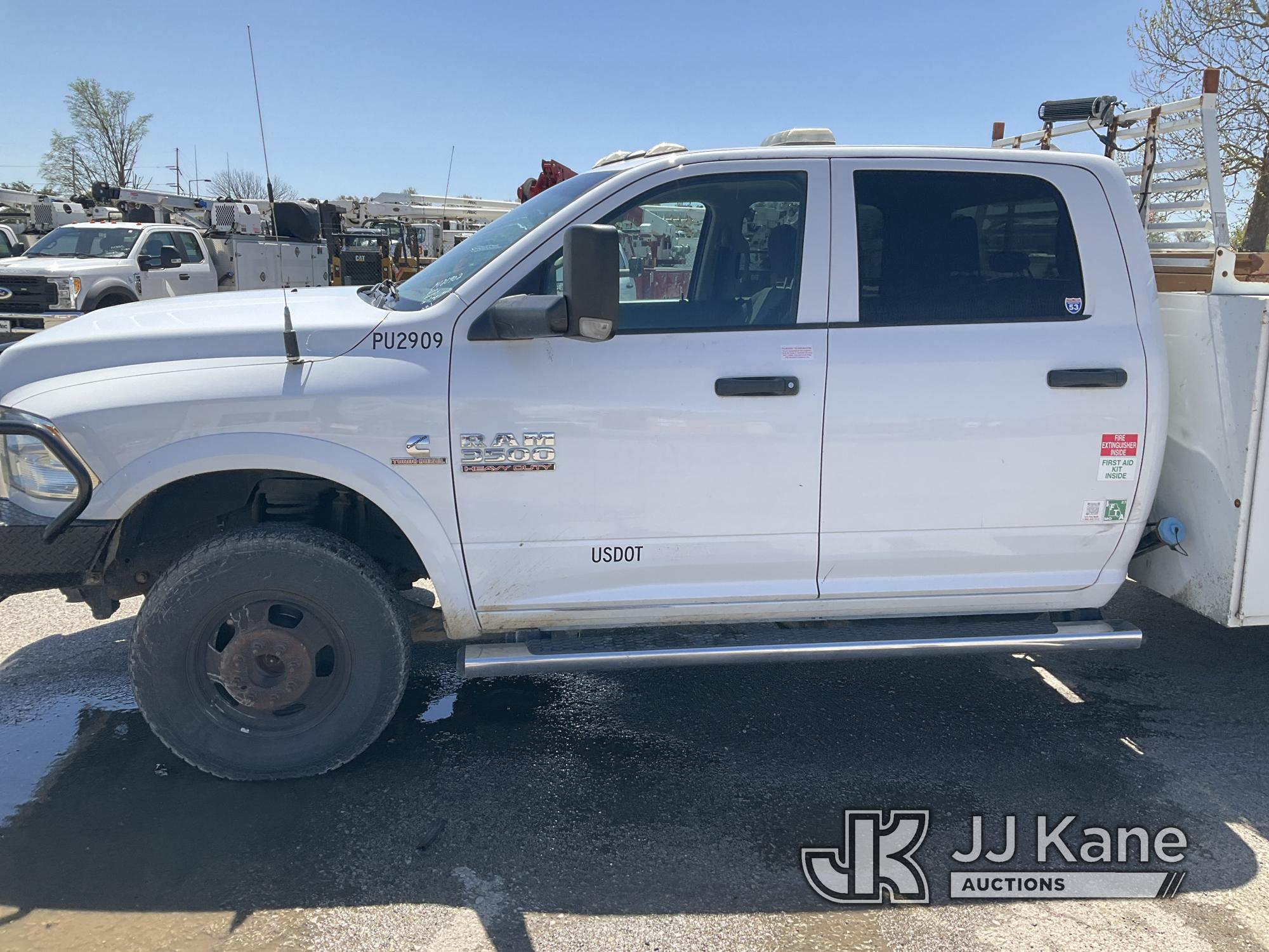 (Kansas City, MO) 2018 Dodge RAM 3500HD 4x4 Crew-Cab Service Truck Runs & Moves, In Limp Mode, Check
