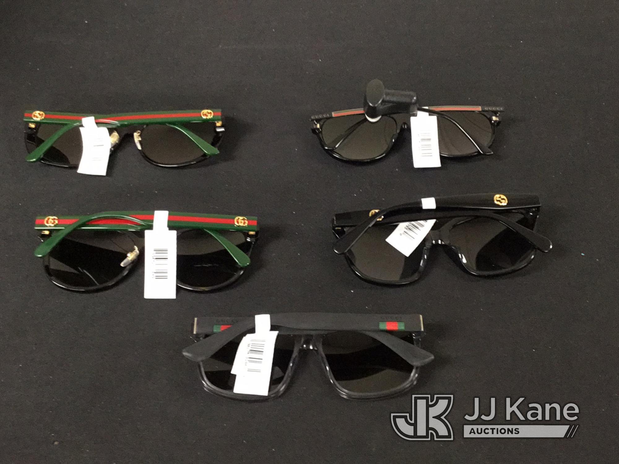 (Jurupa Valley, CA) Sunglasses | authenticity unknown (New) NOTE: This unit is being sold AS IS/WHER