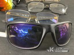 (Jurupa Valley, CA) Sunglasses | authenticity unknown | (Used) NOTE: This unit is being sold AS IS/W