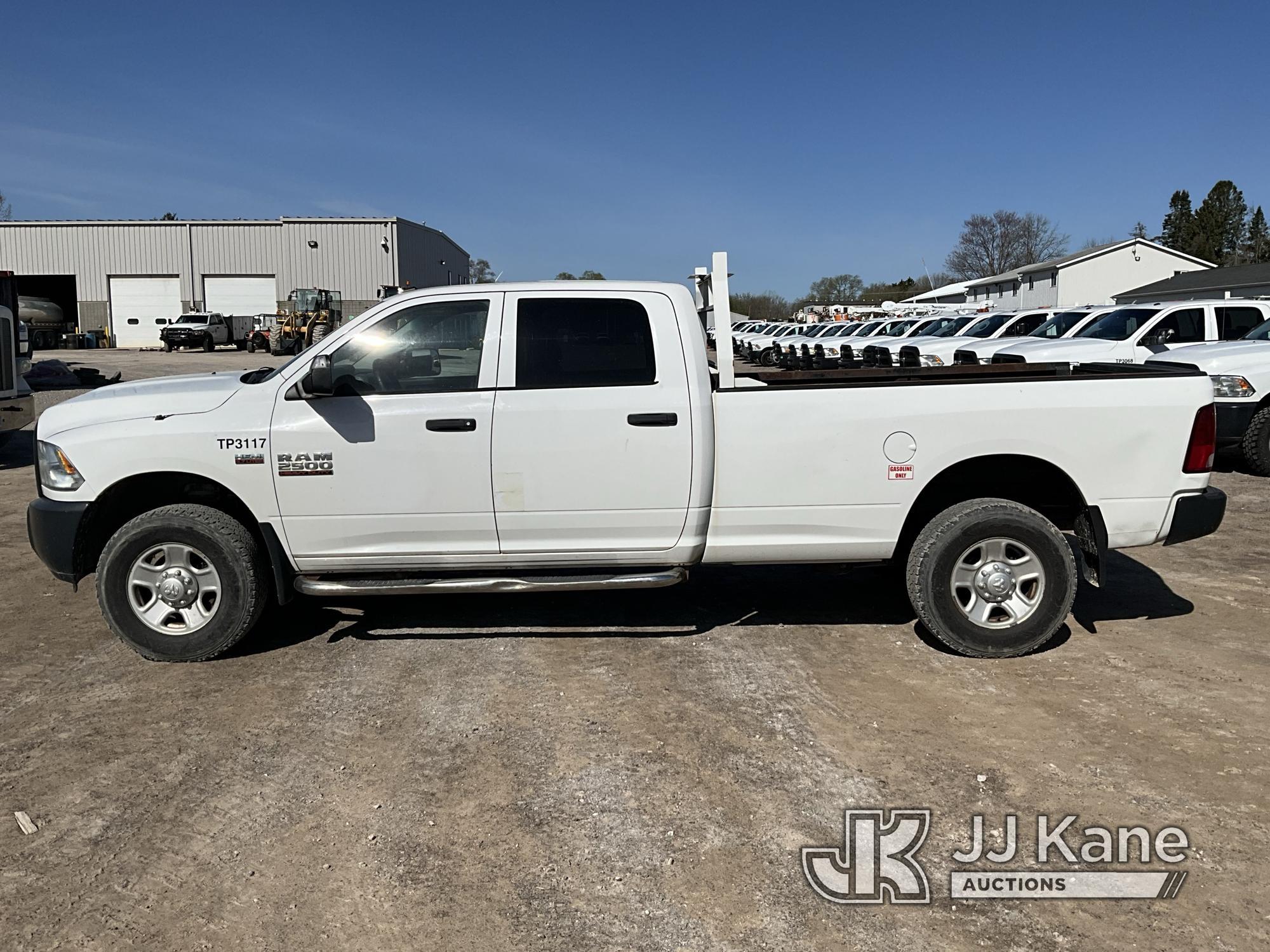 (Rosebush, MI) 2014 RAM 2500 4x4 Pickup Truck Runs & Moves) (Jump To Start.