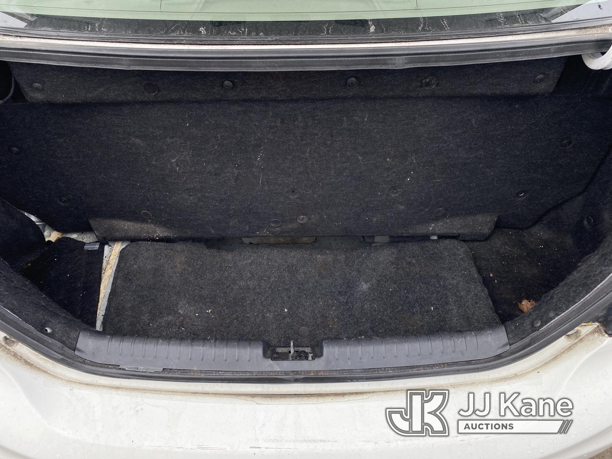 (Plymouth Meeting, PA) 2015 Honda Civic 4-Door Sedan CNG Only) (Runs & Moves, Body & Rust Damage, Da